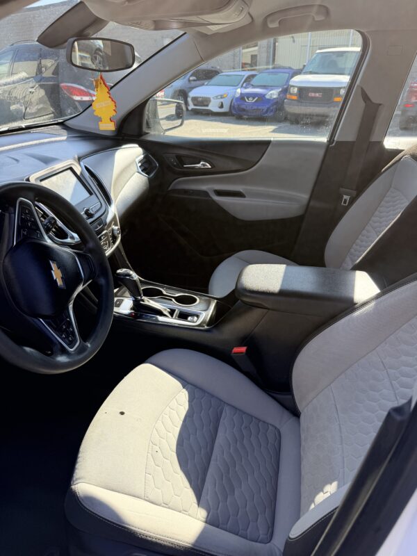 CHEVROLET EQUINOX LS 2018