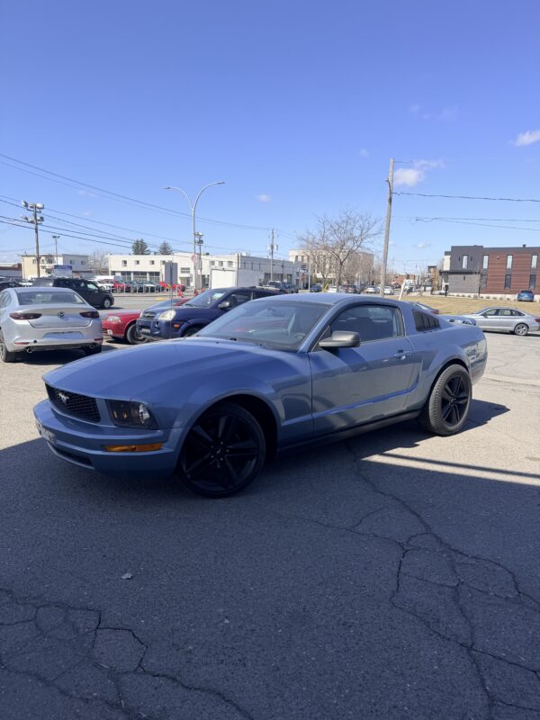 FORD MUSTANG 2005